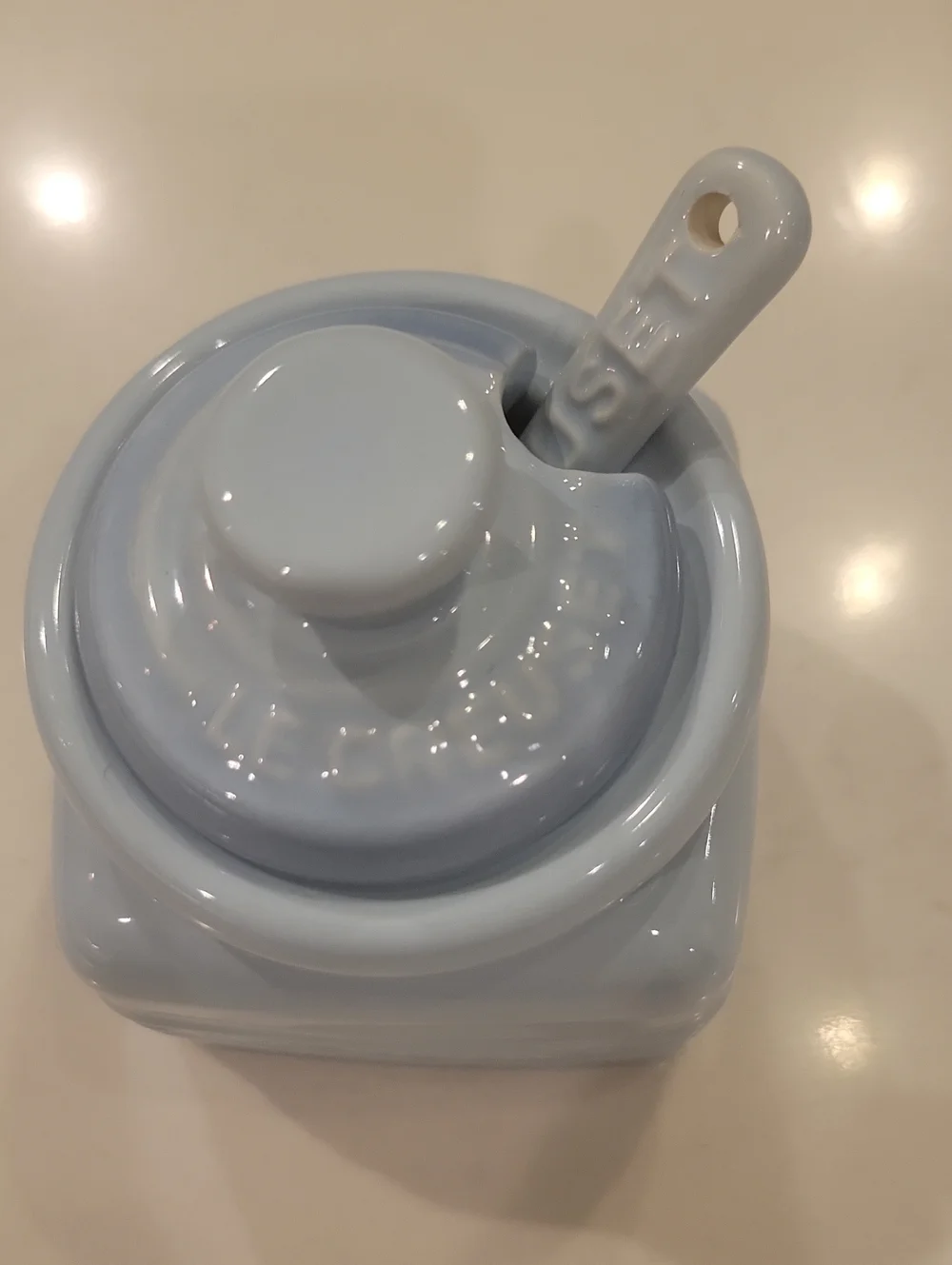 New Le Creuset Powder Blue Spice Jar With Mini Cafe Spoon